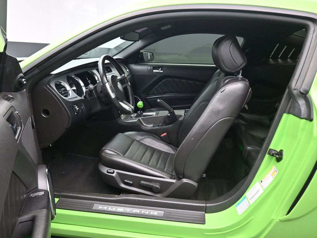 Used 2014 Ford Mustang GT Premium w/ GT Track Package RWD image 11