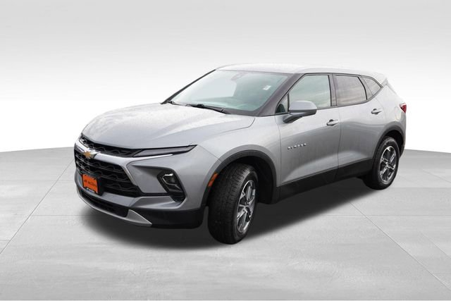 Used 2025 Chevrolet Blazer LT image 11