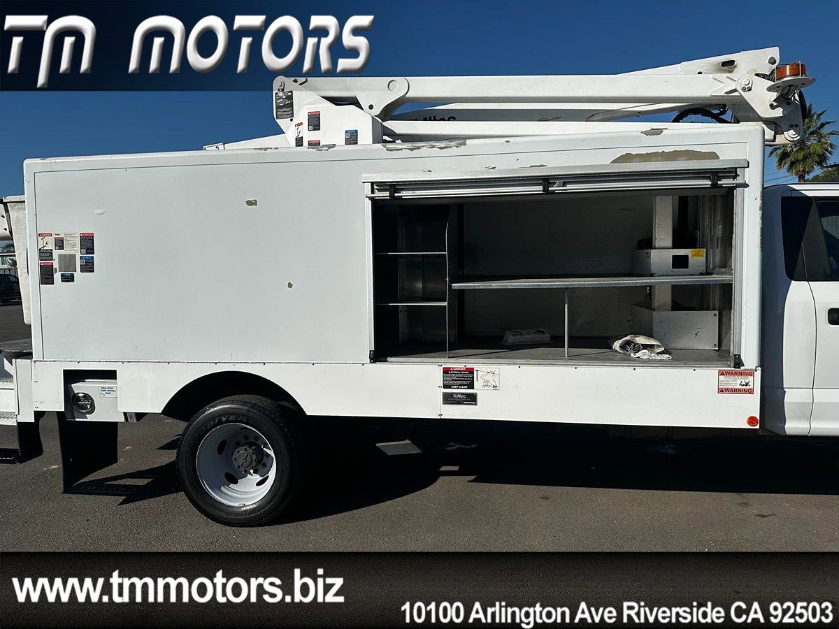 Used 2019 Ford F550 2WD Regular Cab Super Duty image 14