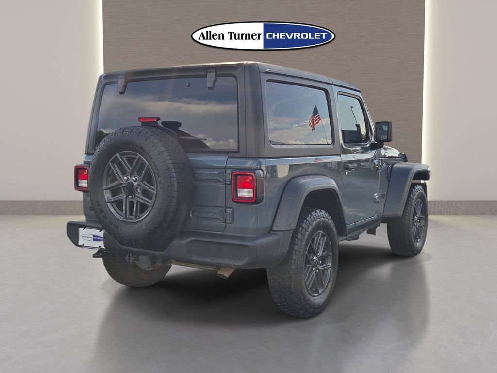 Used 2024 Jeep Wrangler Sport AWD/4WD image 6