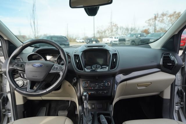 Used 2017 Ford Escape Titanium image 25