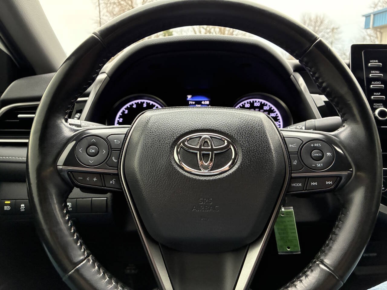 Used 2023 Toyota Camry SE FWD image 22