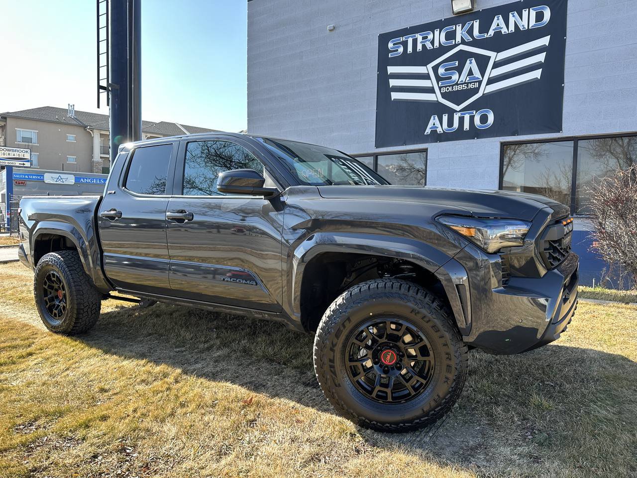 Used 2025 Toyota Tacoma SR5