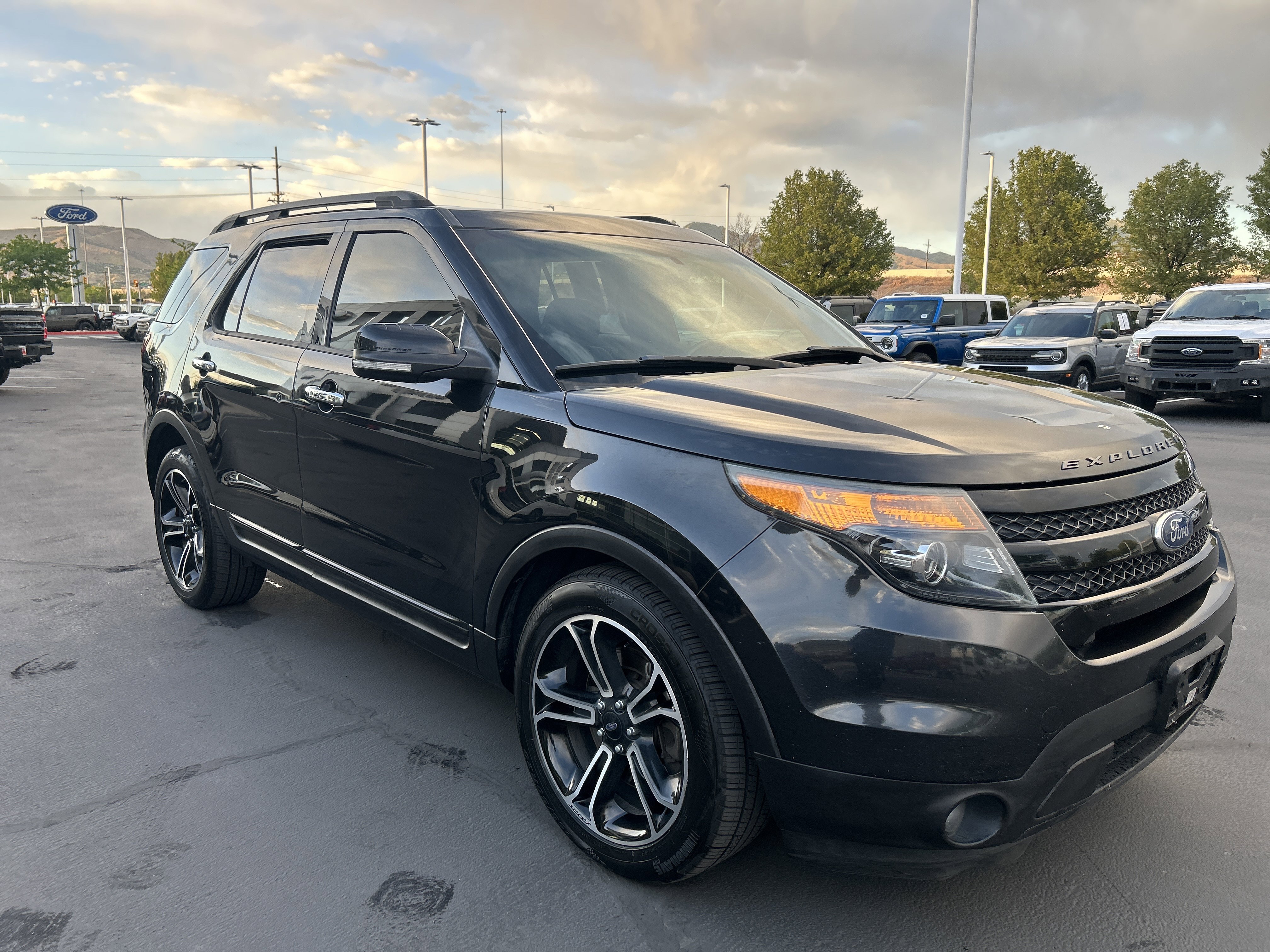 Used 2014 Ford Explorer Sport w/ Equipment Group 401A AWD/4WD image 8