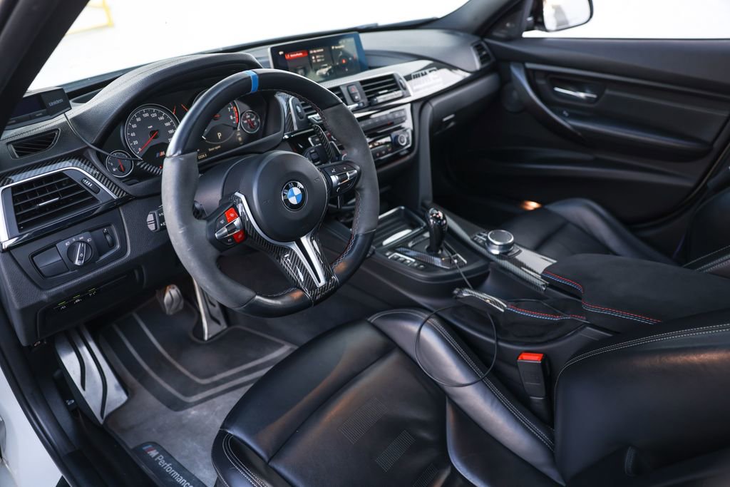 Used 2018 BMW M3 image 36