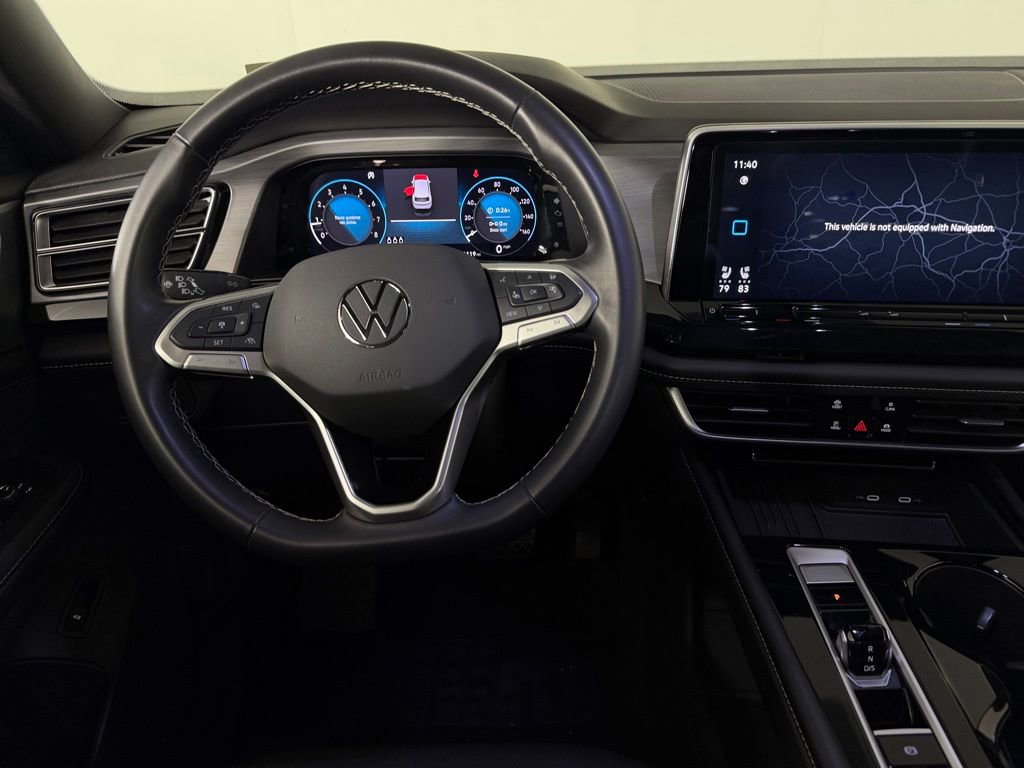 Used 2025 Volkswagen Atlas Cross Sport SE AWD/4WD image 14