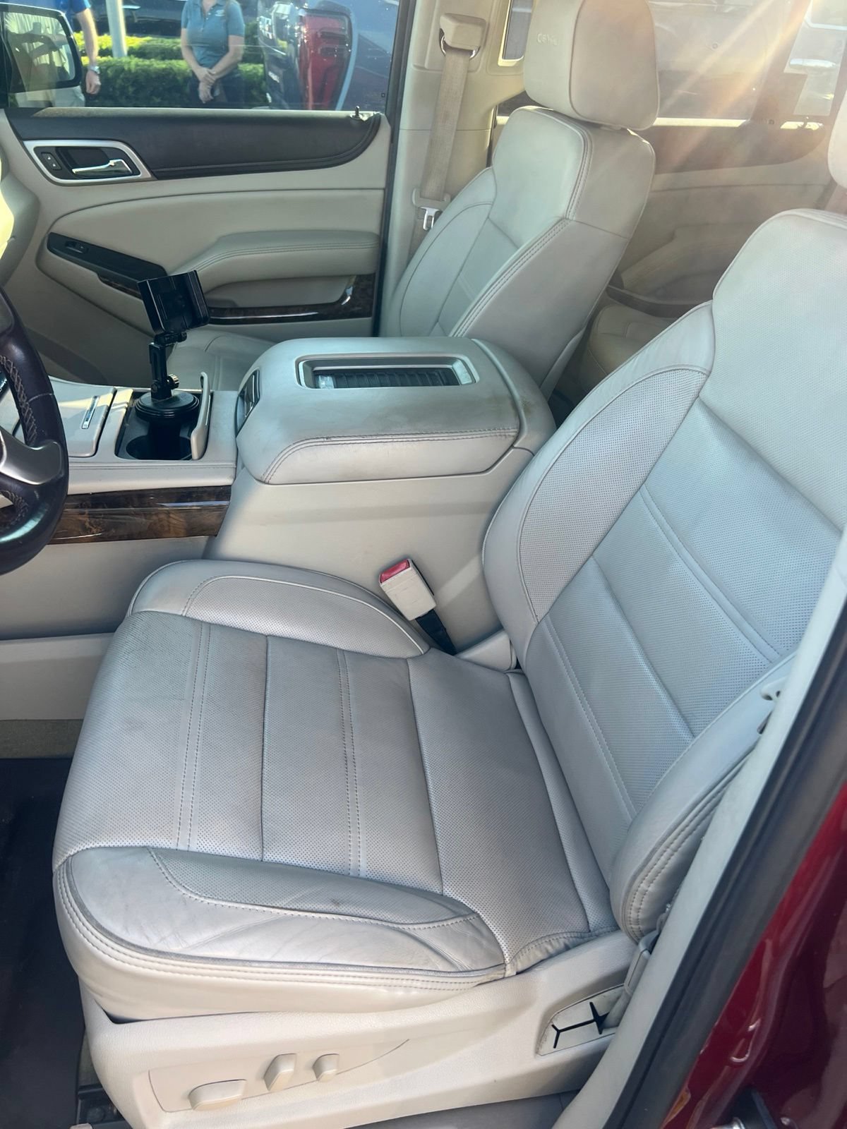 Used 2016 GMC Yukon Denali w/ Open Road Package AWD/4WD image 8