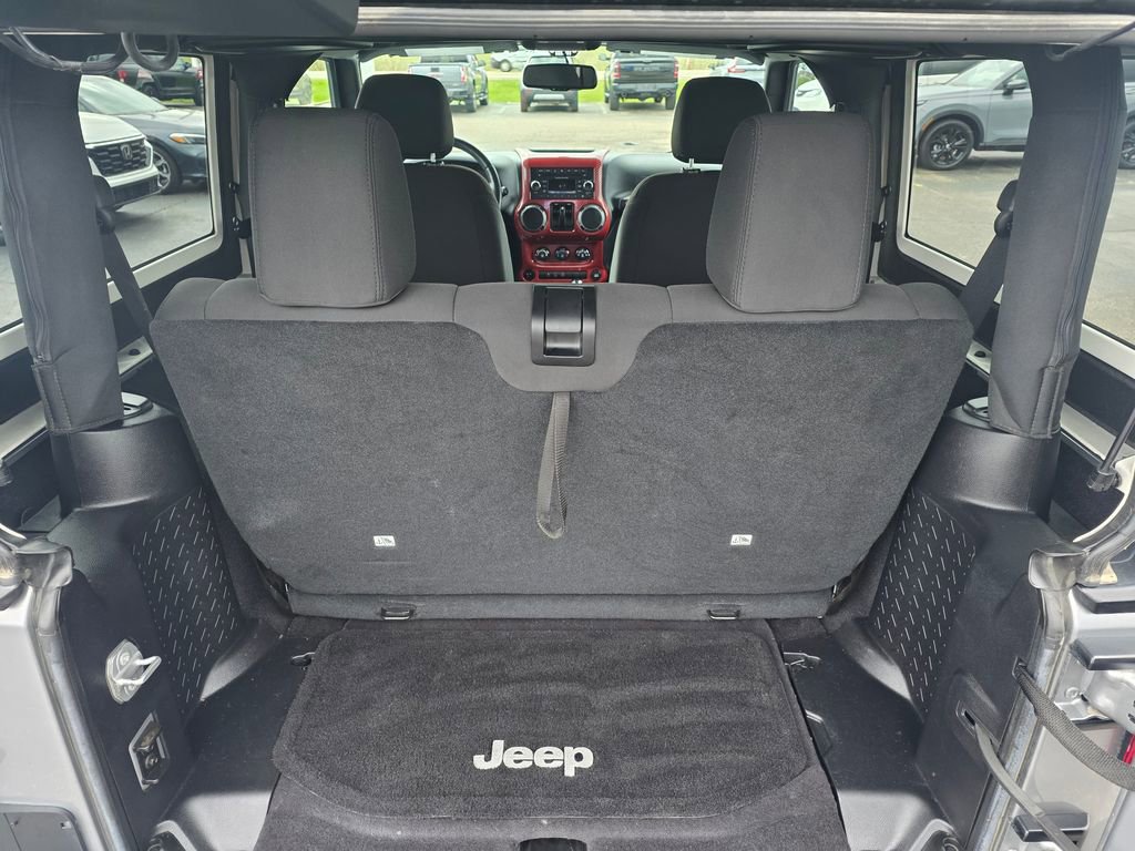 Used 2016 Jeep Wrangler Sport image 13