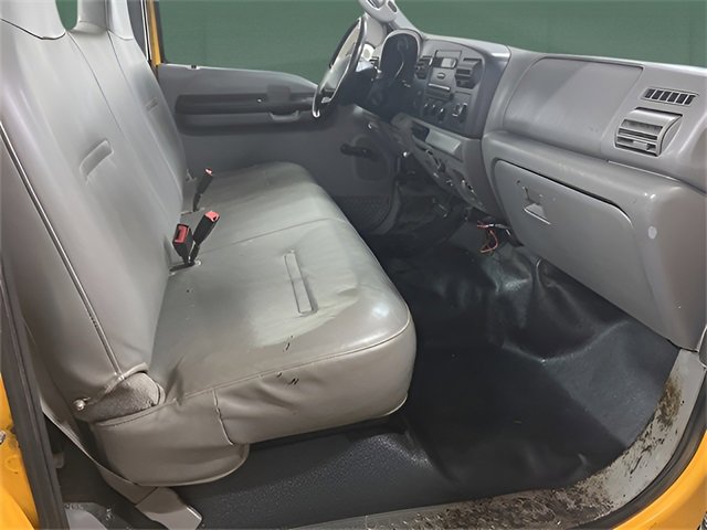 Used 2005 Ford F250 XL image 29