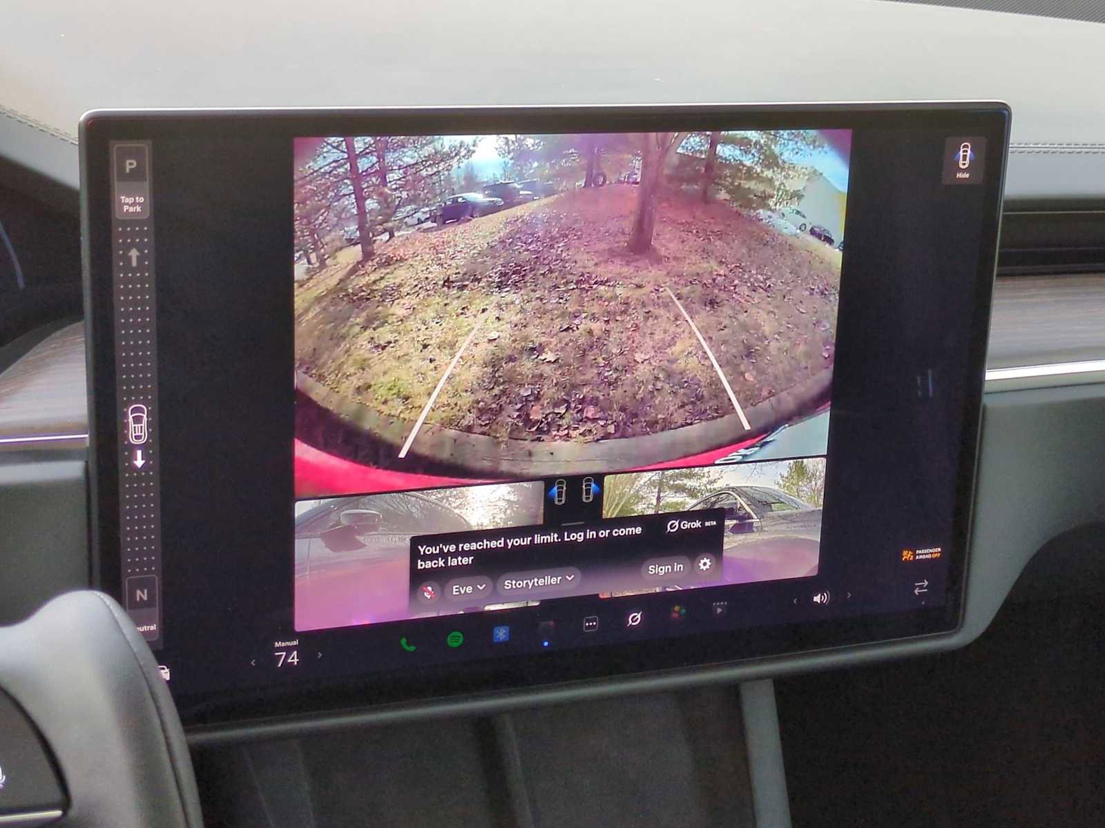 Used 2022 Tesla Model X image 30