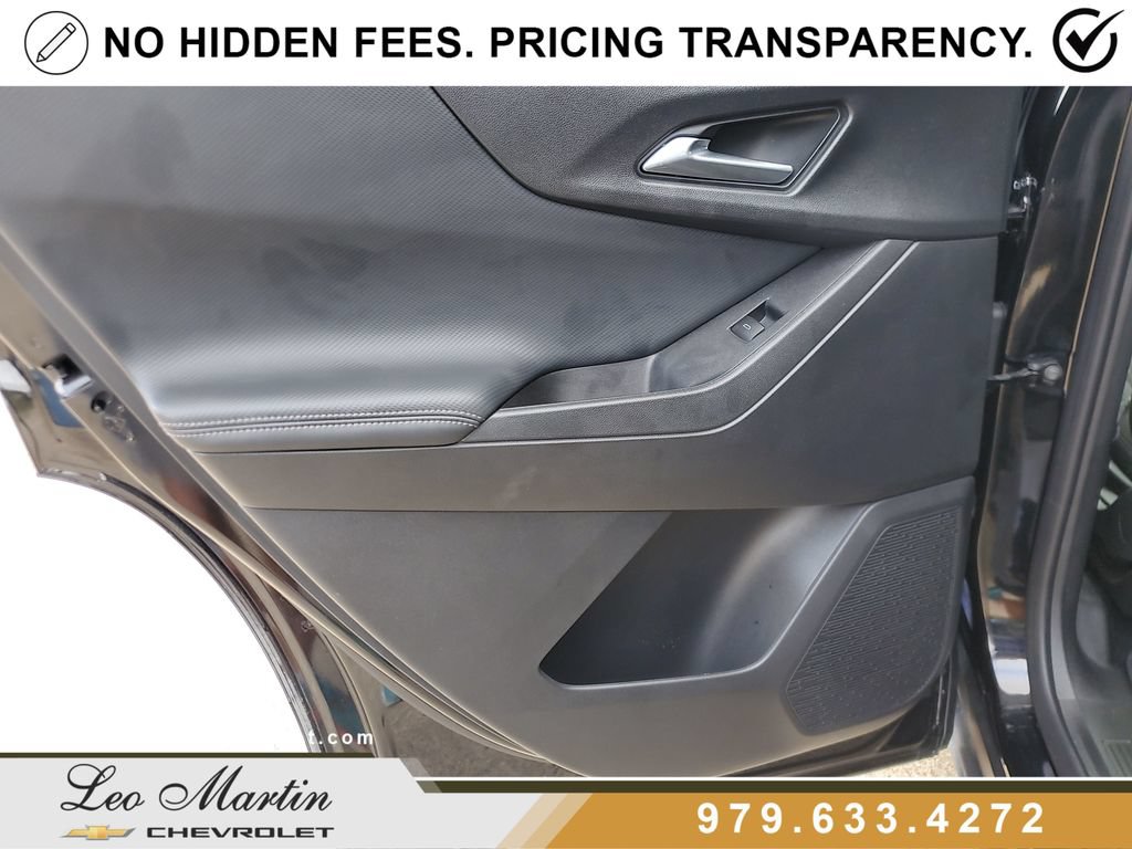 Used 2026 Chevrolet Equinox LT FWD image 11
