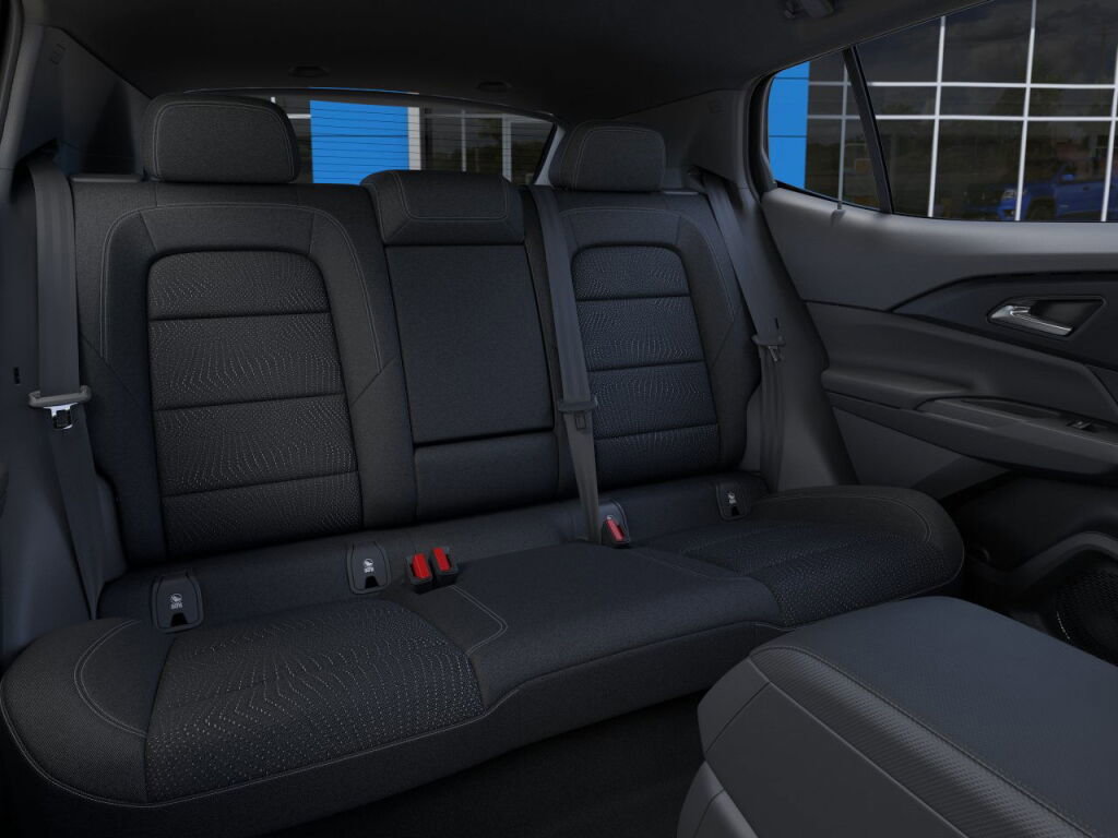 New 2026 Chevrolet Equinox EV LT image 18