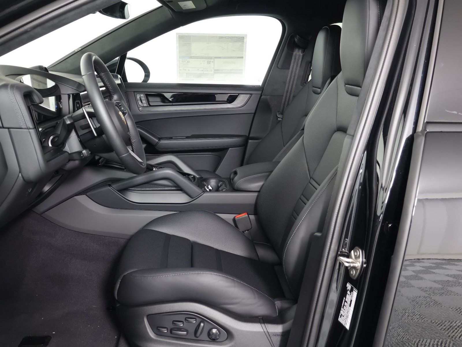 New 2026 Porsche Cayenne GTS AWD/4WD image 5