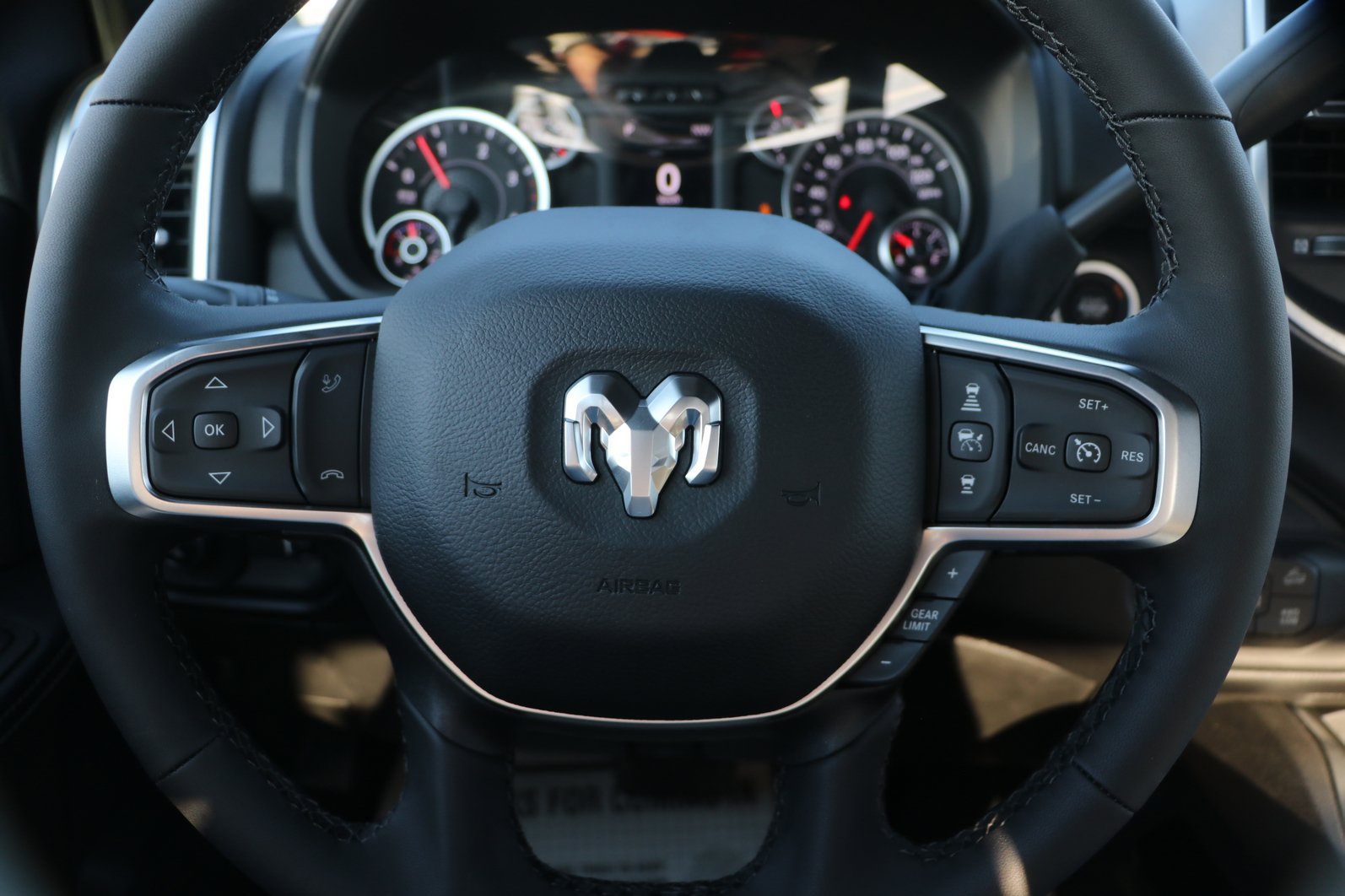 New 2026 RAM 2500 Big Horn AWD/4WD image 15