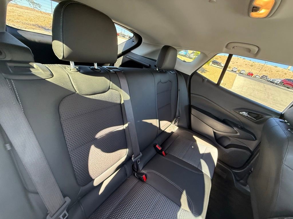 Certified 2025 Chevrolet Trax LT image 16