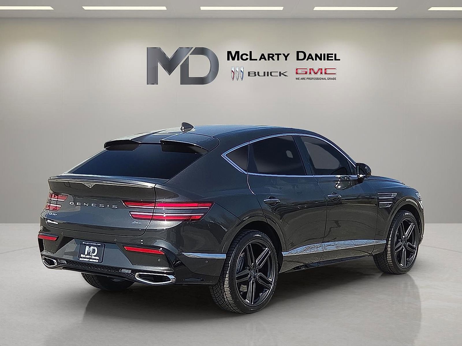 Used 2025 Genesis GV80 3.5T image 5