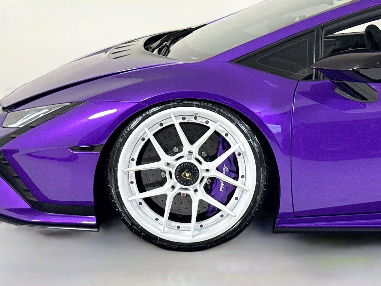 Used 2023 Lamborghini Huracan Tecnica RWD image 39