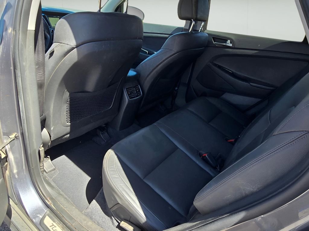 Used 2016 Hyundai Tucson Limited w/ Option Group 03 AWD/4WD image 12
