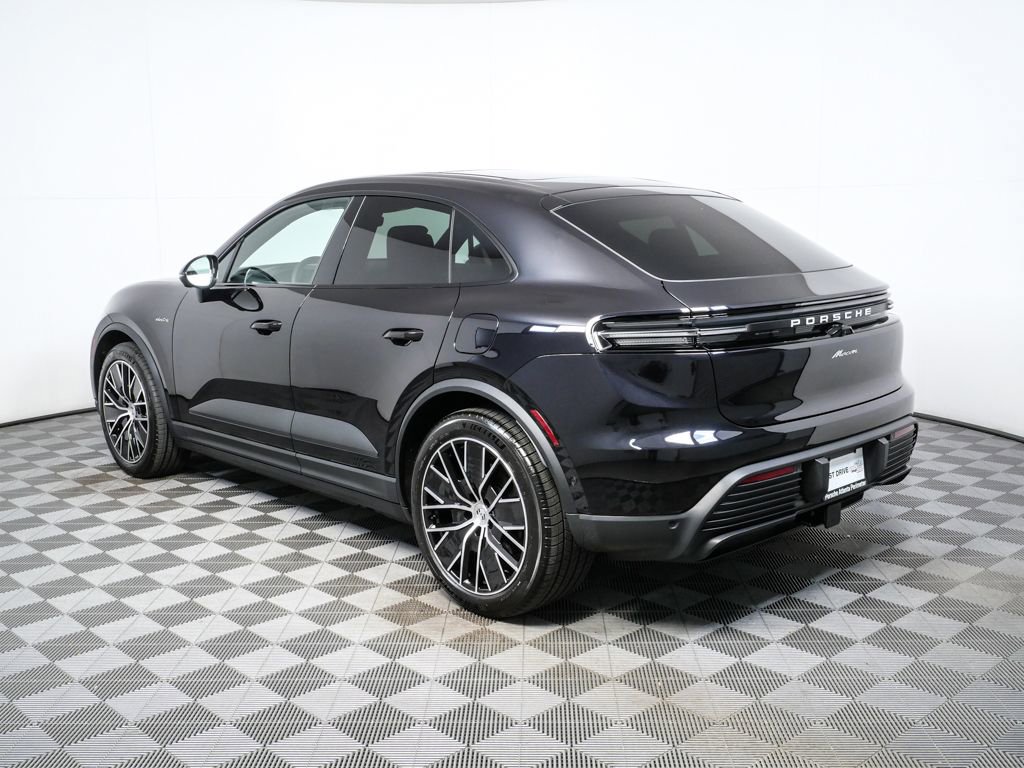 New 2026 Porsche Macan Electric image 3