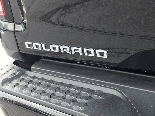 Used 2023 Chevrolet Colorado ZR2 w/ ZR2 Convenience Package III AWD/4WD image 32