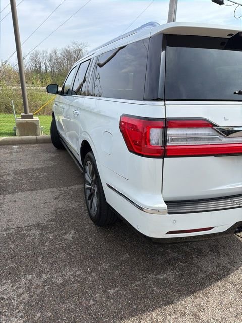 Used 2020 Lincoln Navigator L Reserve w/ Luxury Package image 9