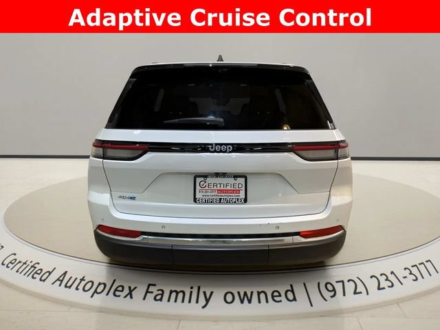 Used 2022 Jeep Grand Cherokee Limited 4xe w/ Luxury Tech Group II AWD/4WD image 4