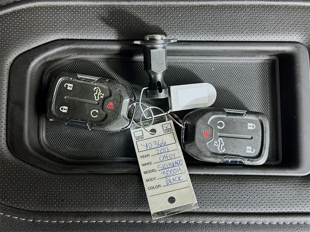 Used 2021 Chevrolet Silverado 3500 High Country w/ Z71 Off-Road Package image 35