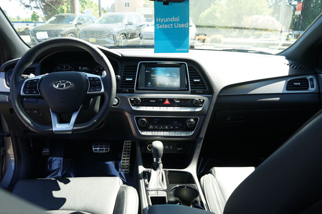 Used 2019 Hyundai Sonata Sport w/ Winter Weather Package FWD image 20