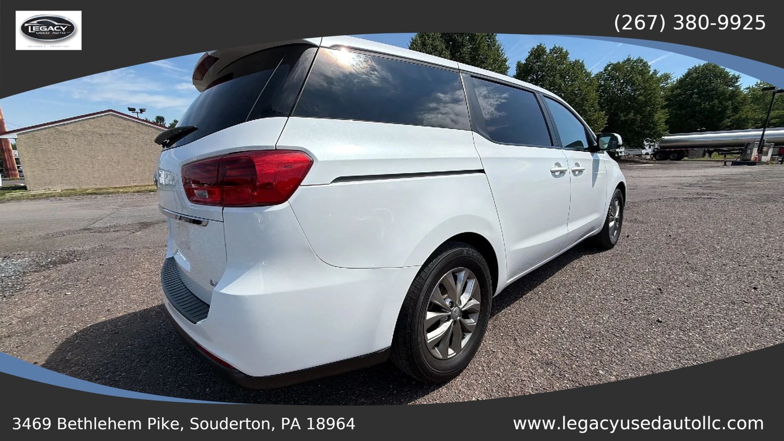 Used 2019 Kia Sedona LX FWD image 13