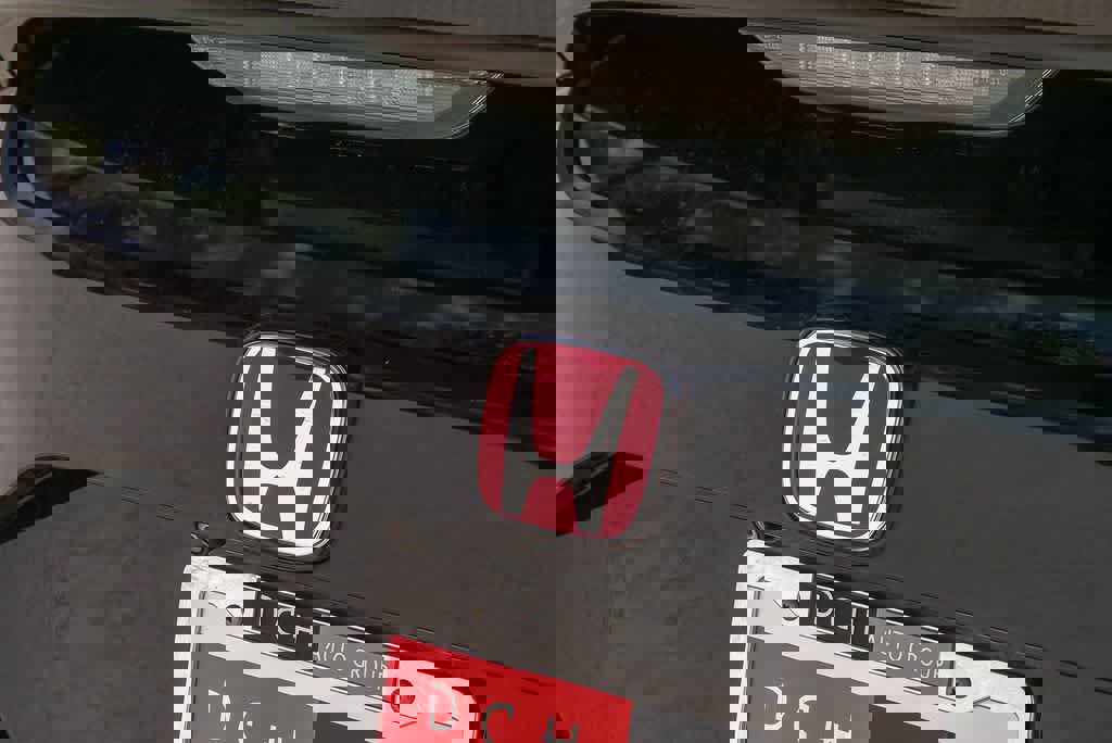 Used 2017 Honda Civic Sport image 11