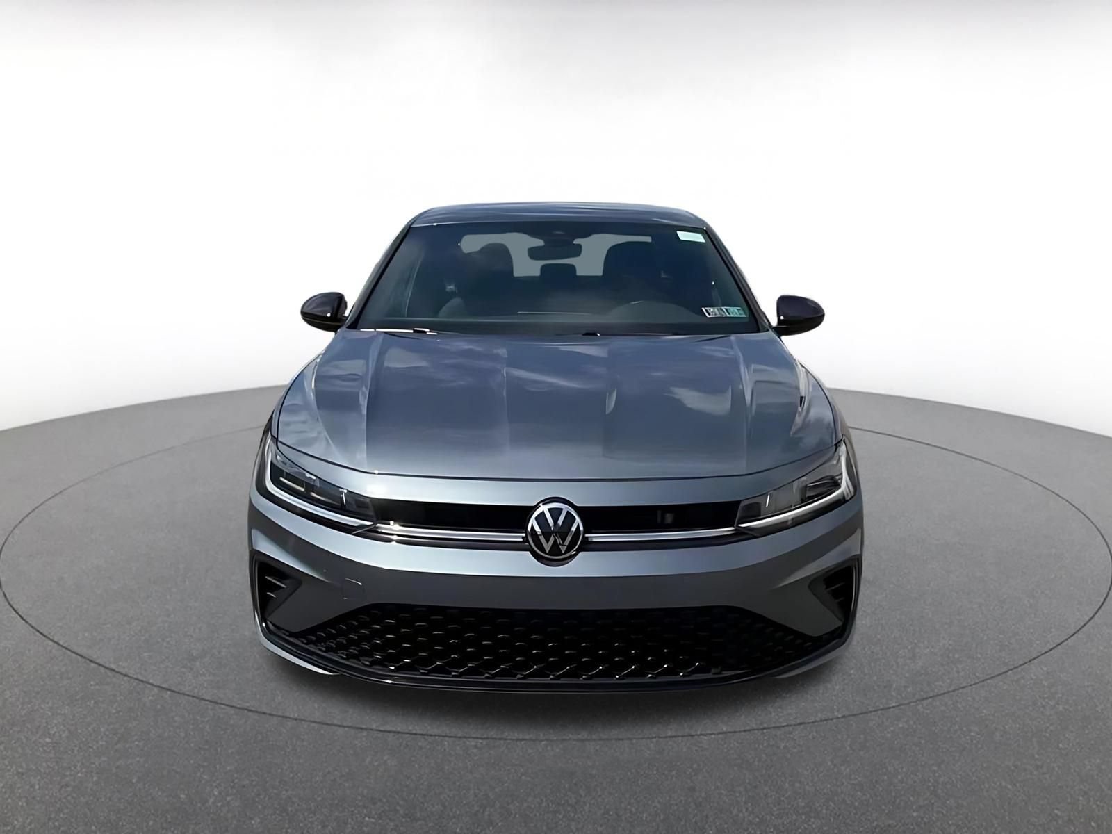 Used 2025 Volkswagen Jetta Sport FWD image 5