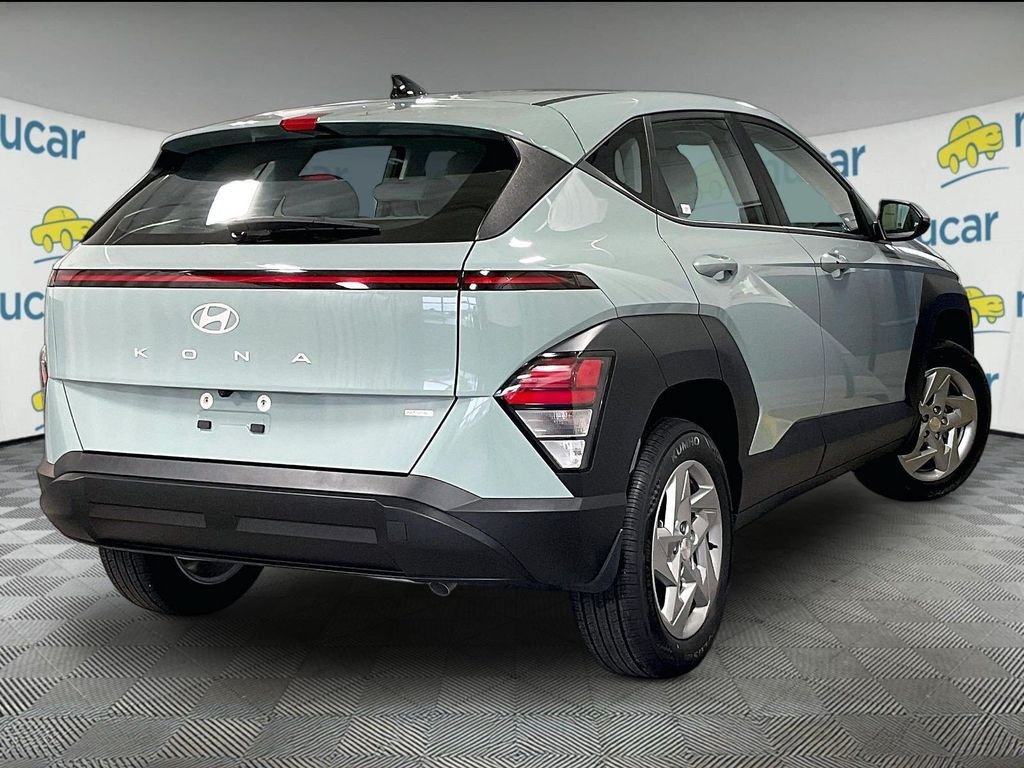 Certified 2024 Hyundai Kona SE AWD/4WD image 6