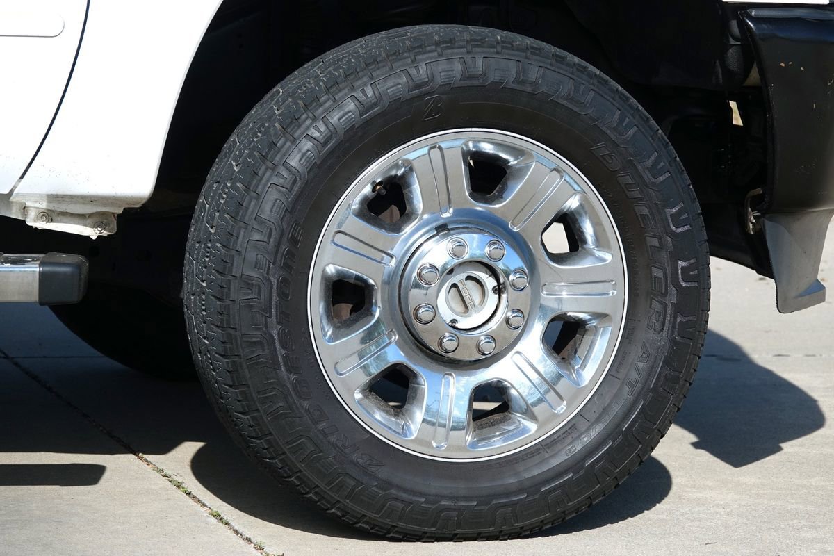 Used 2015 Ford F250 Lariat w/ Chrome Package image 48