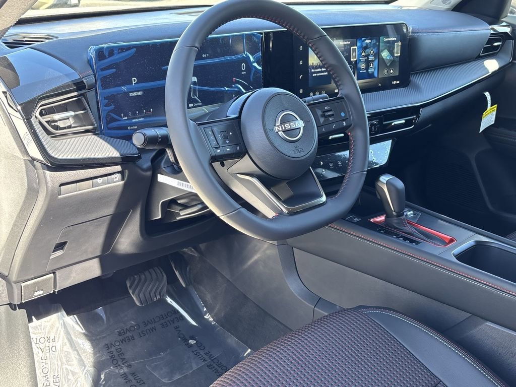New 2026 Nissan Kicks SR image 13