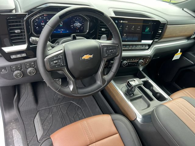 New 2026 Chevrolet Silverado 1500 High Country AWD/4WD image 15
