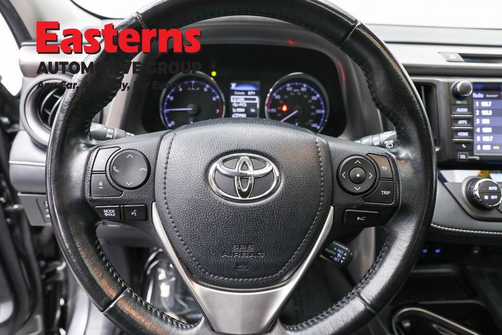 Used 2018 Toyota RAV4 Limited image 10