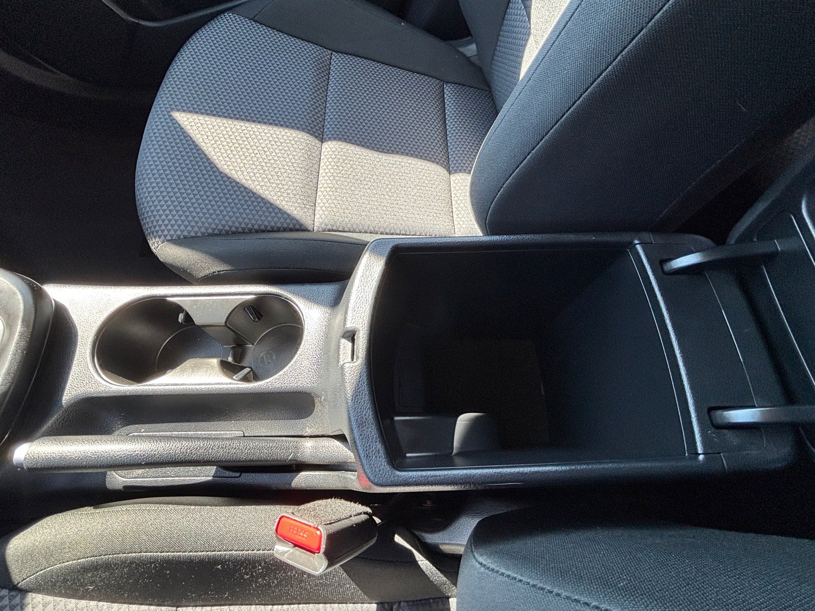Used 2025 Kia Soul LX w/ LX Technology Package FWD image 18