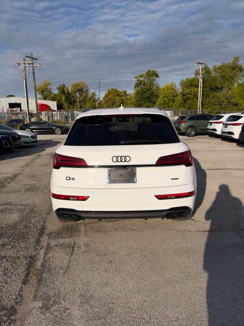 Used 2023 Audi Q5 e Premium Plus AWD/4WD image 5