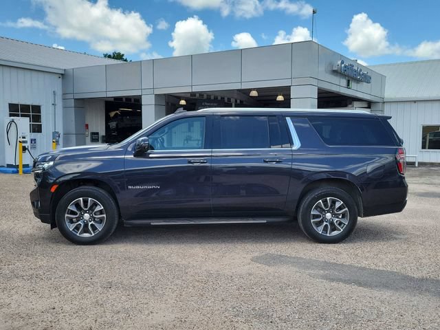 Certified 2023 Chevrolet Suburban LT w/ Luxury Package RWD image 43