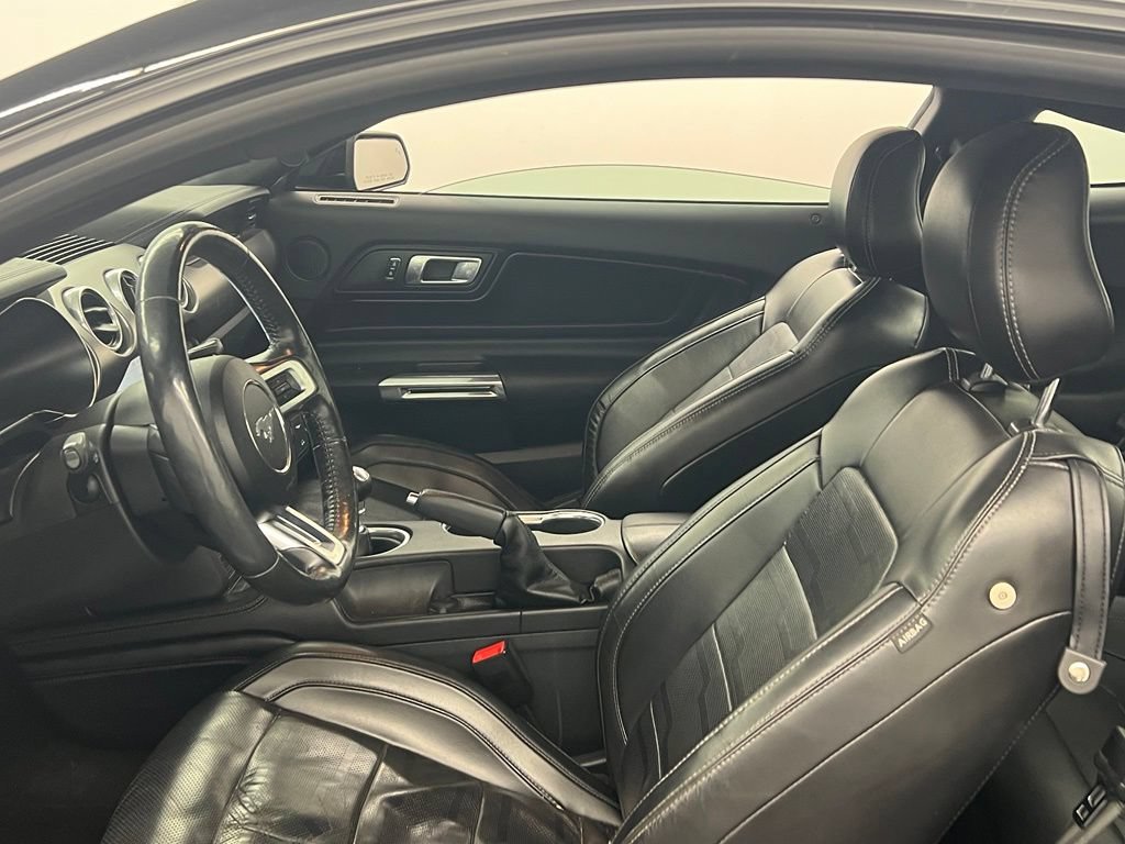 Used 2021 Ford Mustang GT Premium w/ Equipment Group 401A RWD image 9