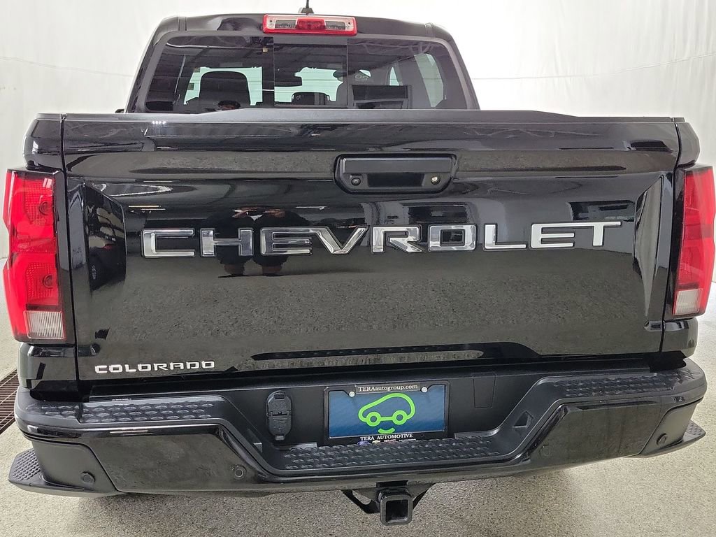 Certified 2023 Chevrolet Colorado Z71 w/ Z71 Convenience Package 2 AWD/4WD image 4