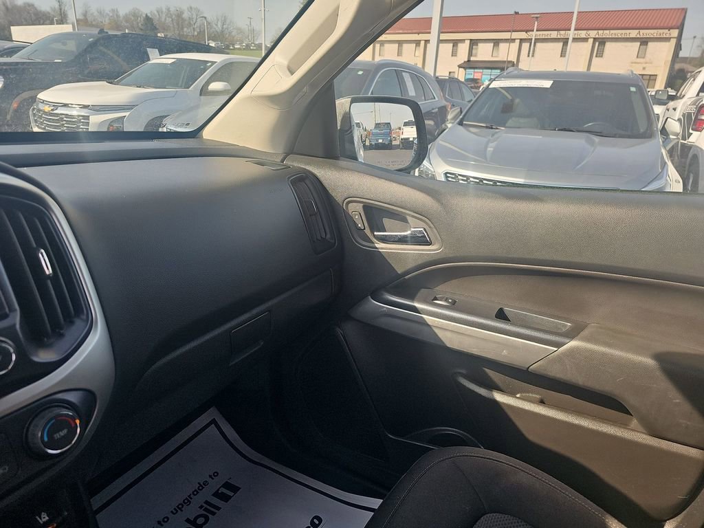 Used 2022 Chevrolet Colorado LT w/ Fleet Safety Package RWD image 12