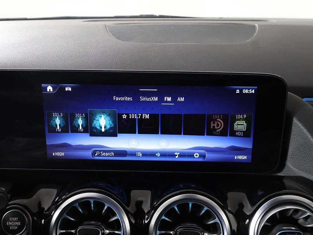 Used 2024 Mercedes-Benz GLA 250 4MATIC image 45