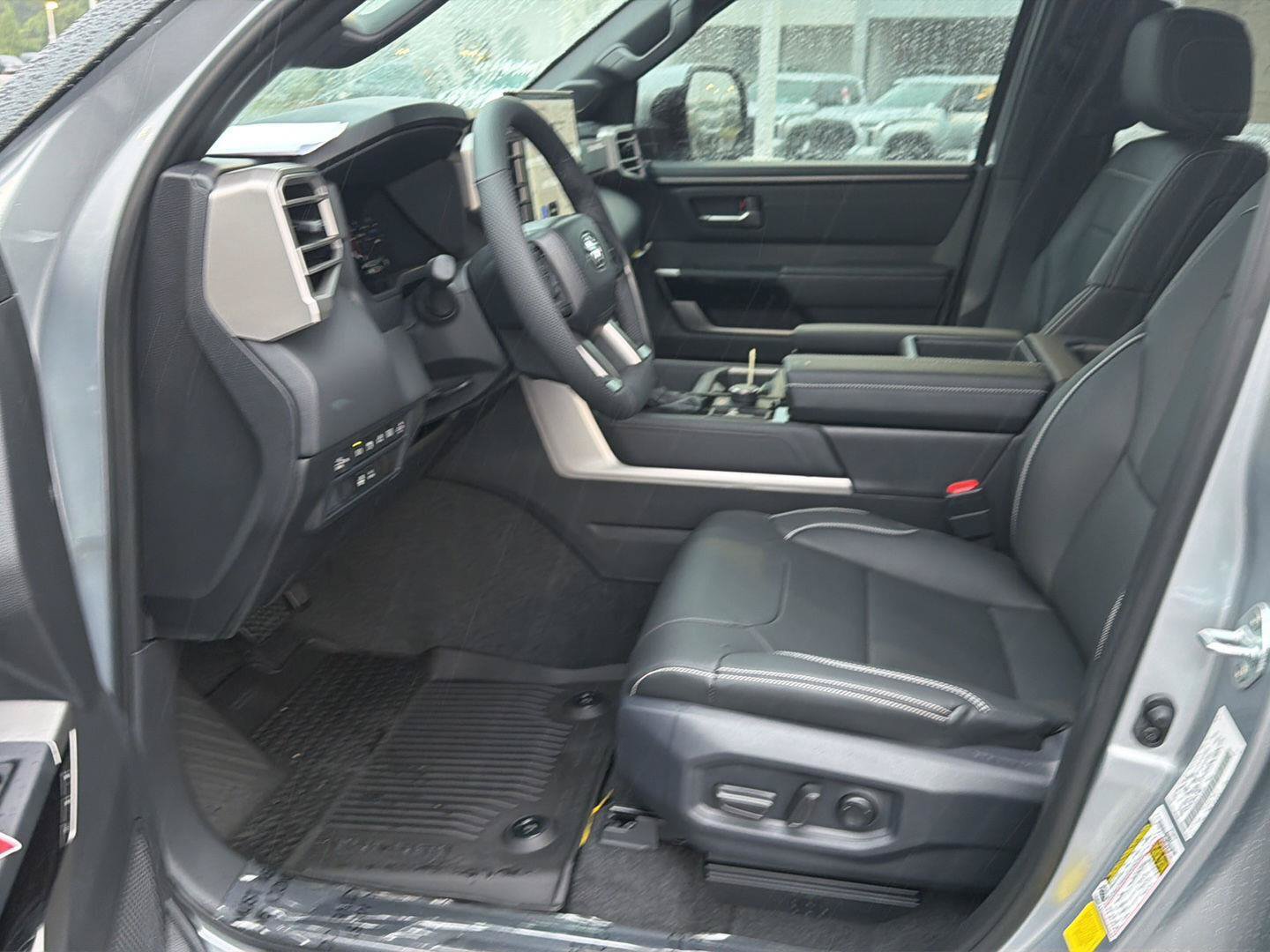 New 2026 Toyota Tundra Limited AWD/4WD image 10