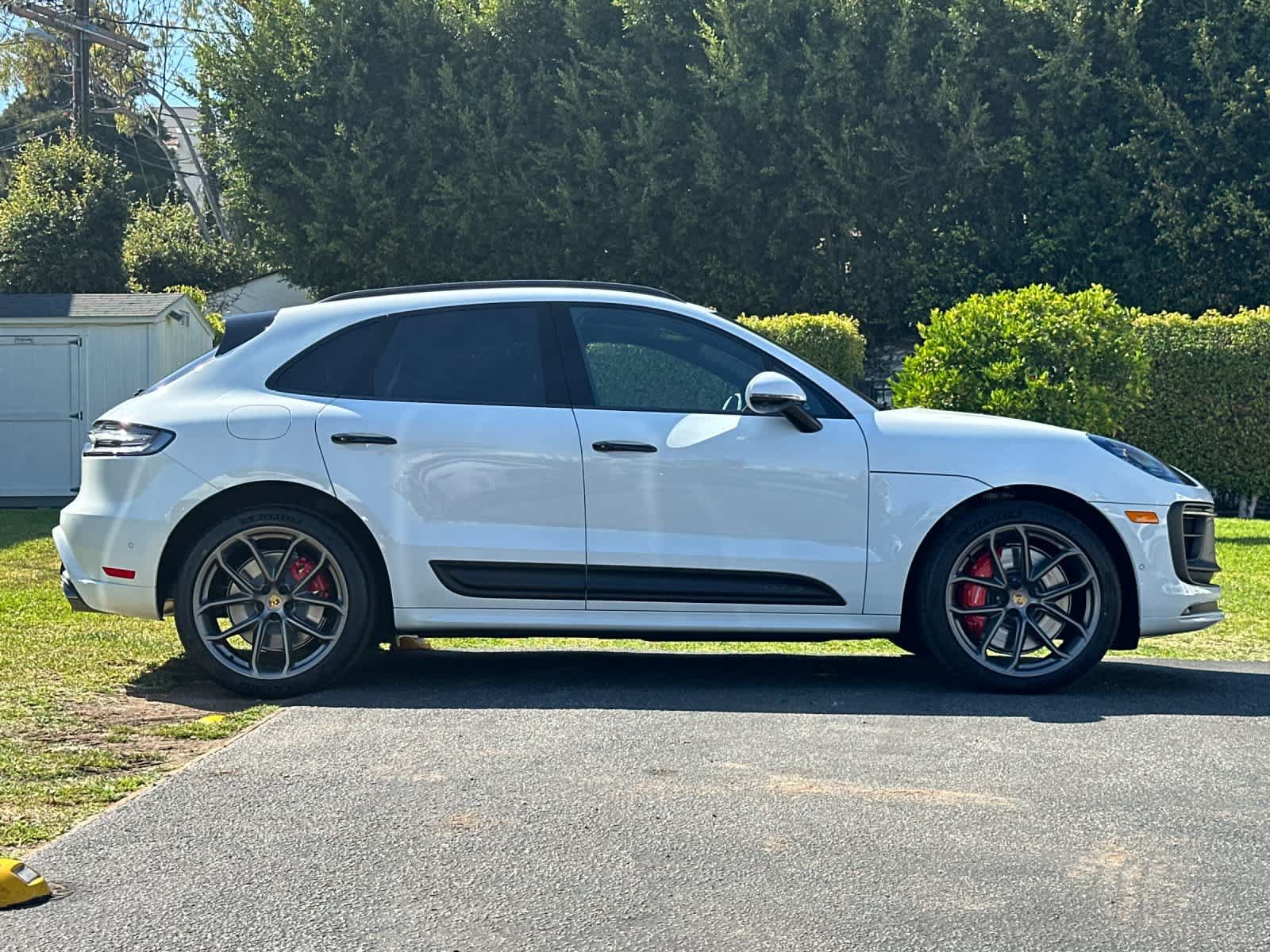 New 2026 Porsche Macan GTS AWD/4WD image 9