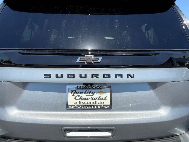 Used 2026 Chevrolet Suburban LS AWD/4WD image 10