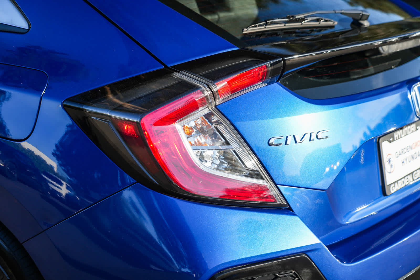 Used 2018 Honda Civic EX image 9