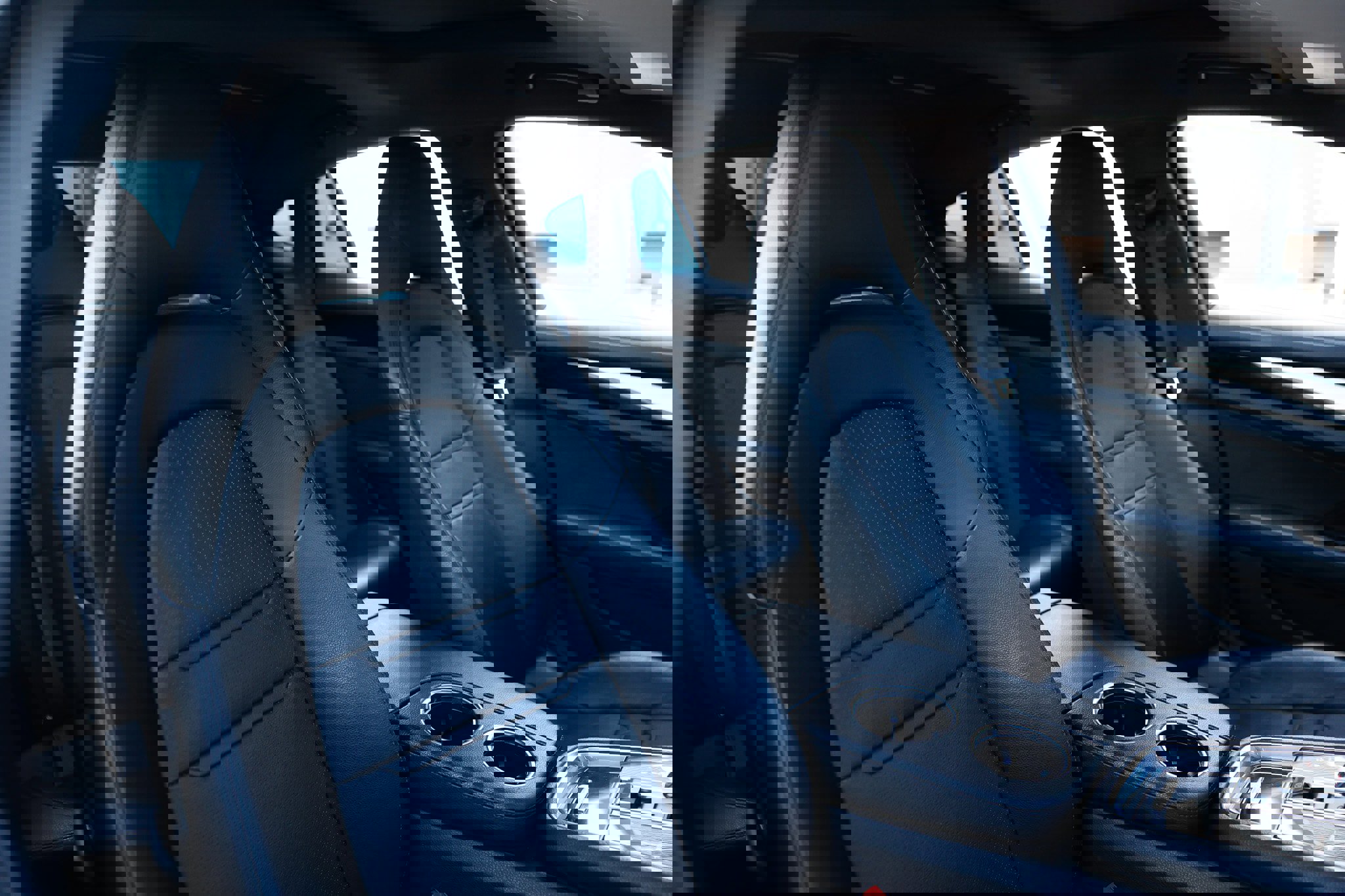 Used 2018 Porsche Panamera image 21