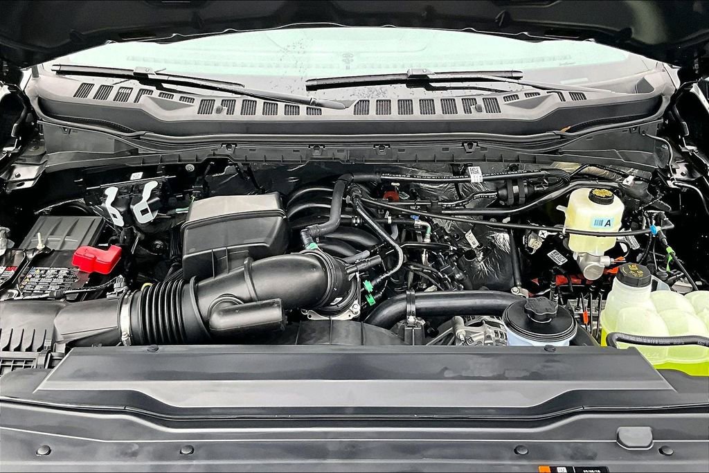 New 2026 Ford F250 Lariat w/ FX4 Off-Road Package image 11