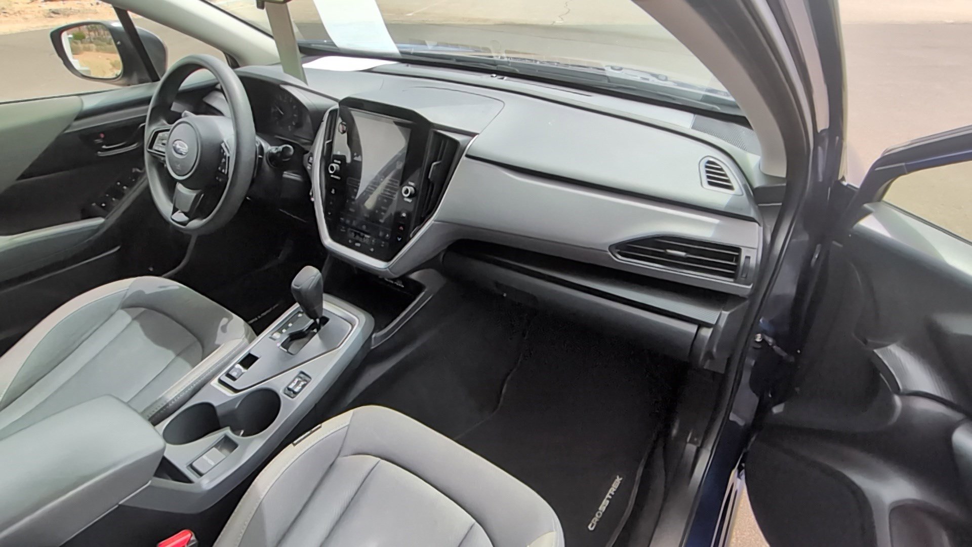 Used 2025 Subaru Crosstrek 2.0i Premium AWD/4WD image 32
